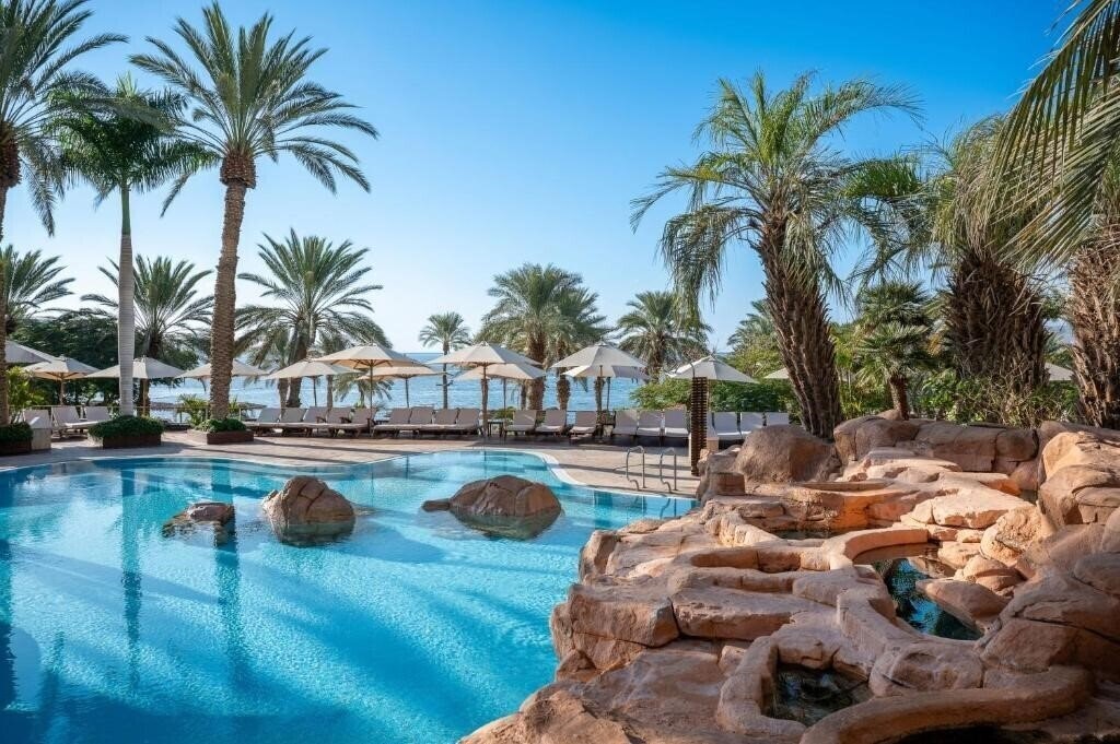 Готель Isrotel Royal Beach 5*
