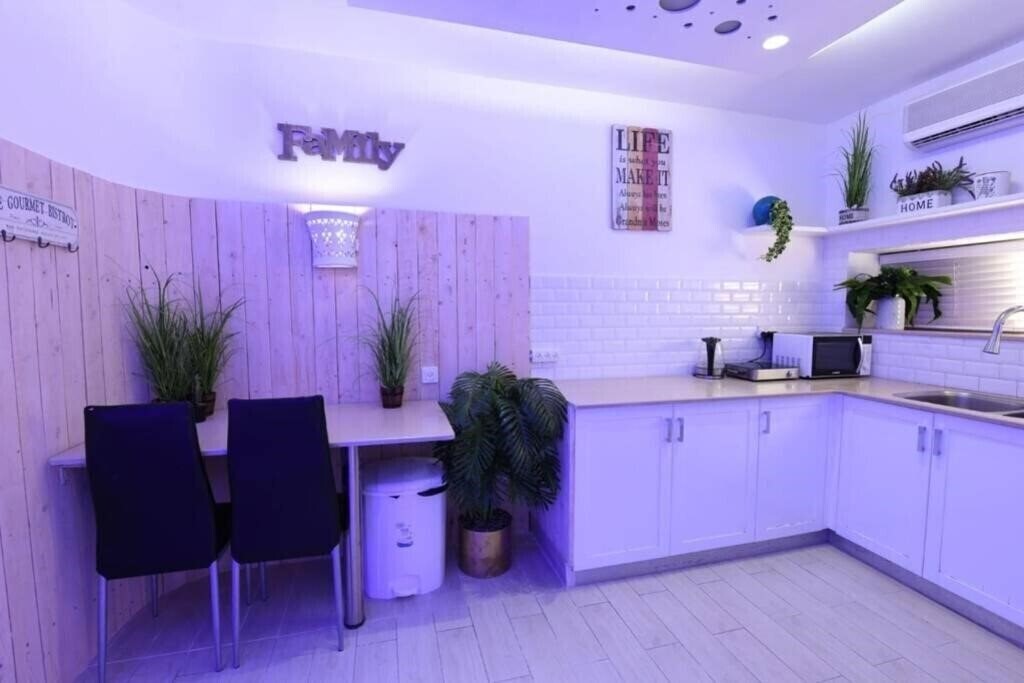 Отель Neptune Eilat 5*