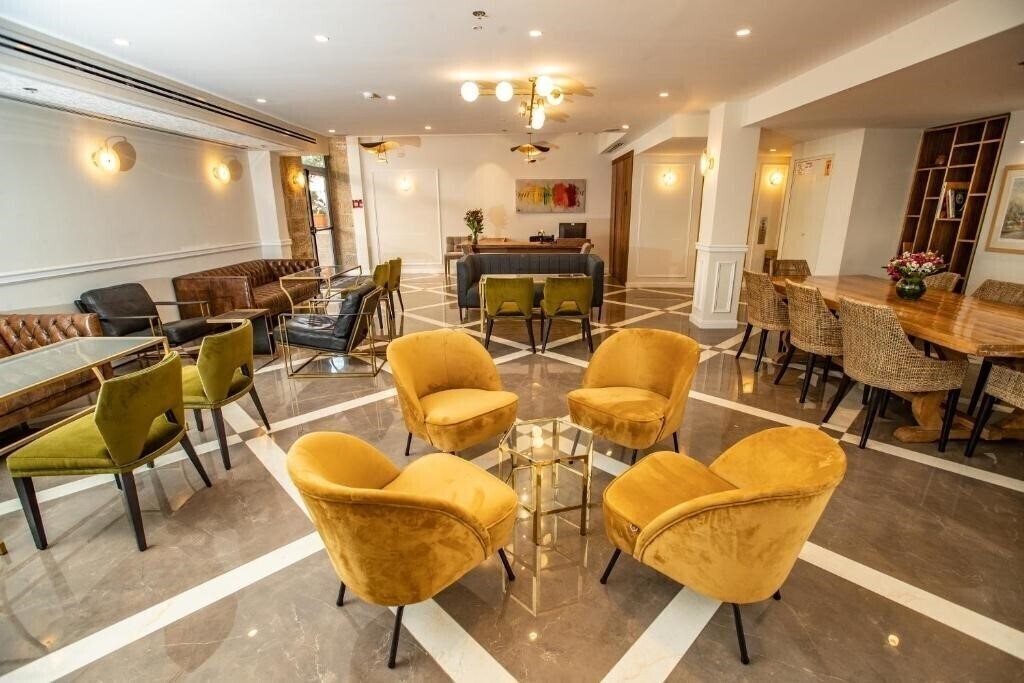 Готель Montefiore Hotel 3*