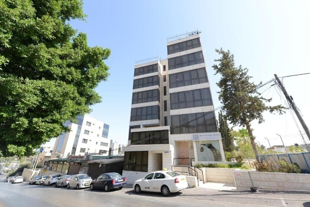 Готель Ibis Styles Jerusalem Sheikh Jarrah 3*