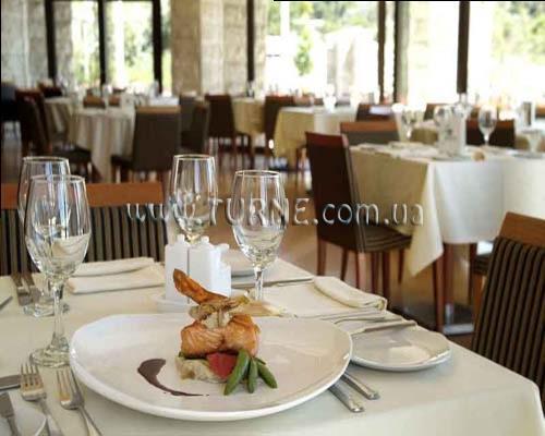 Готель Inbal 5*