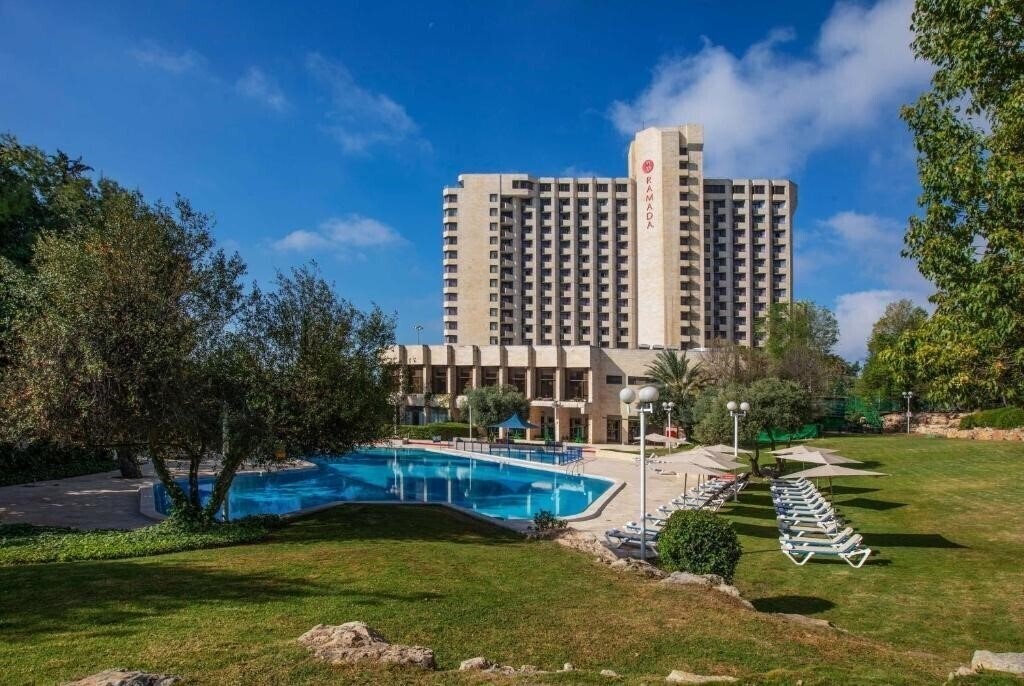 Готель Ramada Hotel Jerusalem (ex. Renaissance) 4*