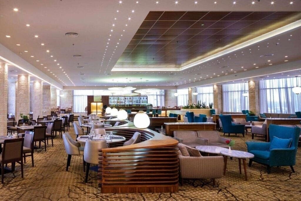 Фотографія Ramada Hotel Jerusalem (ex. Renaissance) 4*