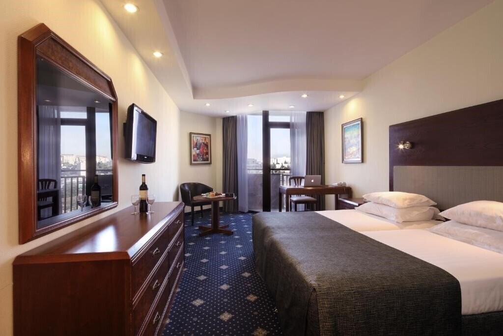 Зображення Ramada Hotel Jerusalem 4*