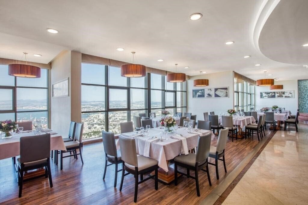 Изображение Crowne Plaza Hotel Haifa 4*