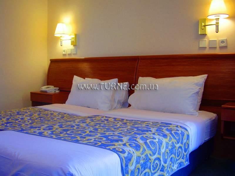 Отель Oasis Prima 4*