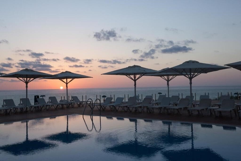 Отель Island Suites Hotel 5*