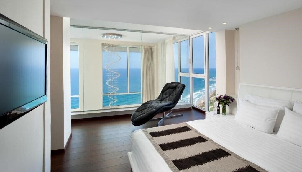 Фото Island Suites Hotel 5*