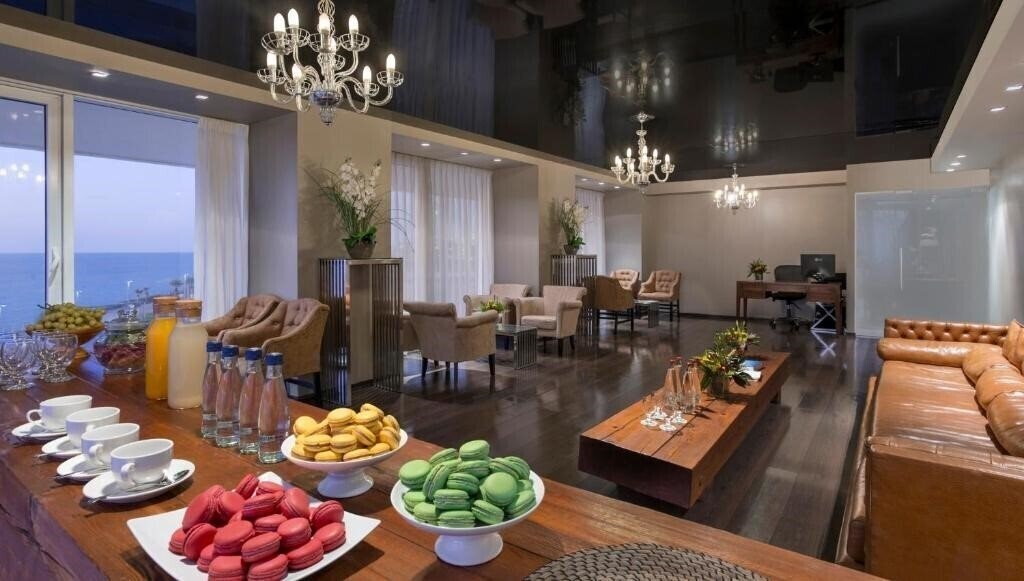 Фотографія Island Suites Hotel 5*