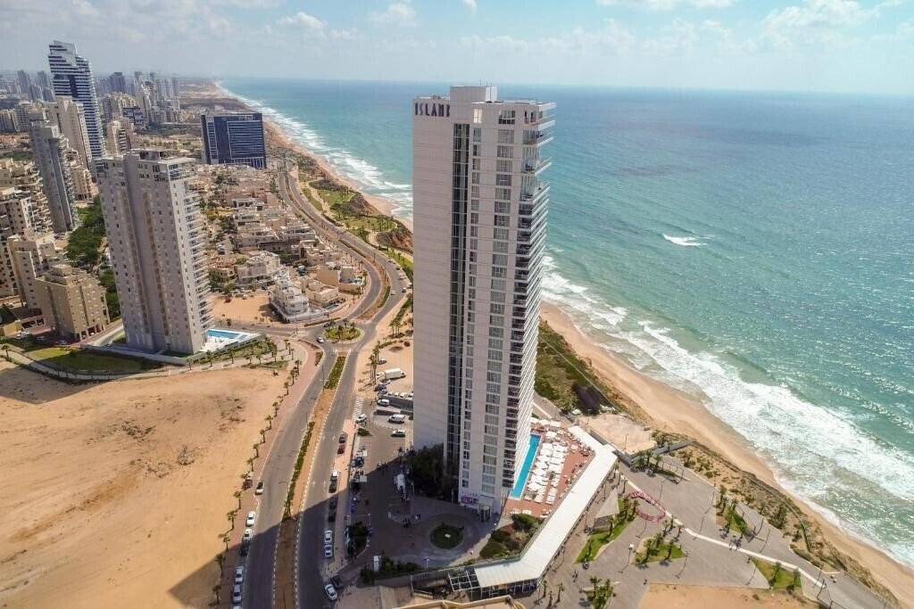 Изображение Island Suites Hotel 5*