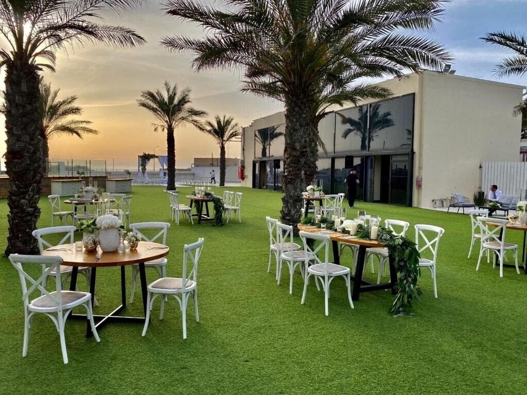 Готель Q Village Hotel - Poleg Beach 3*