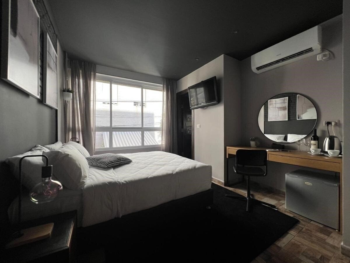 Отель Yarden Beach Apartments 4*