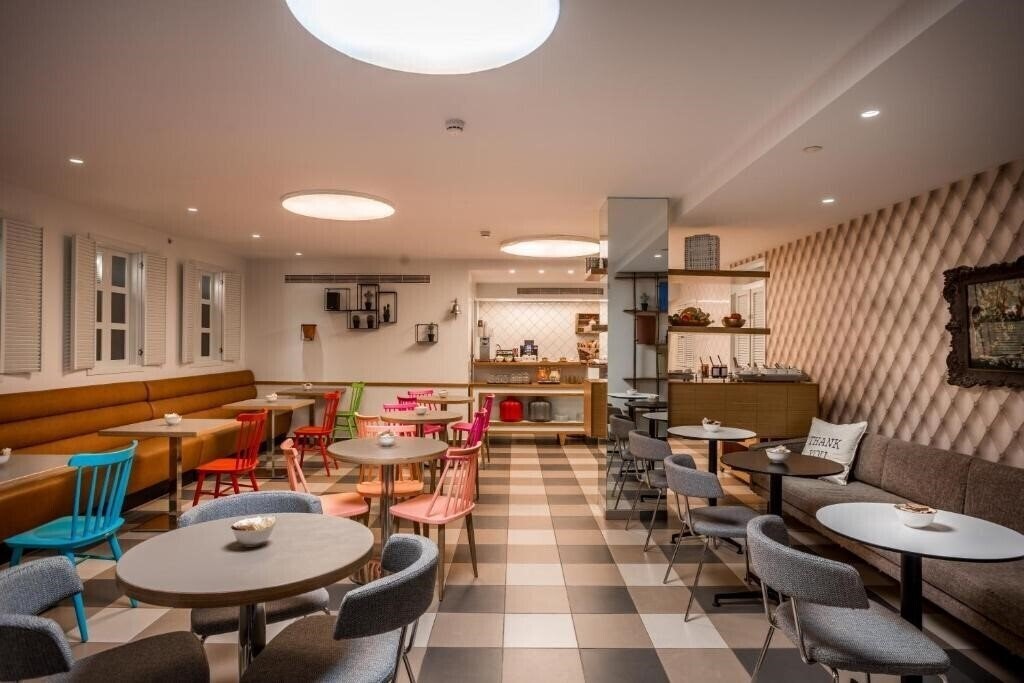 Фото Embassy Hotel Tel Aviv 3*