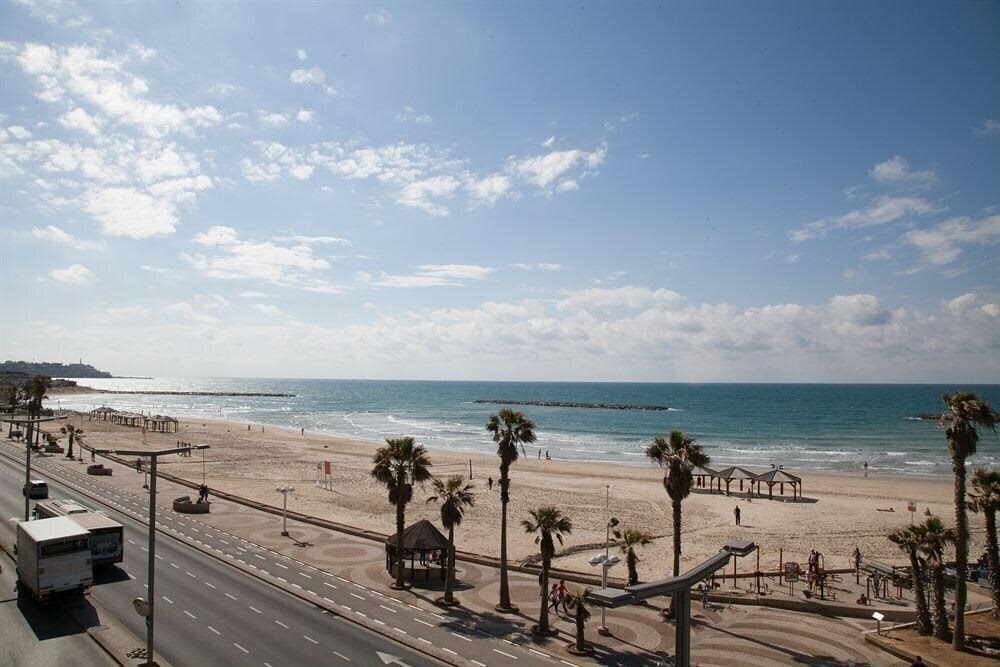 Фото The Sea Apartments Tel Aviv 4*