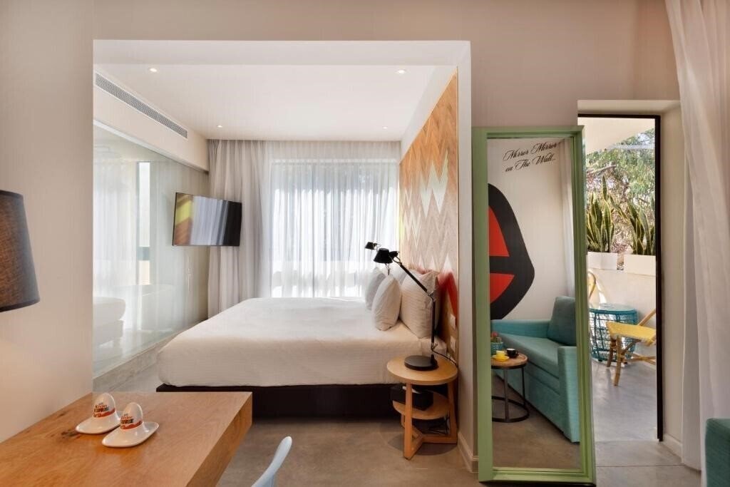 Готель Cucu Hotel 4*