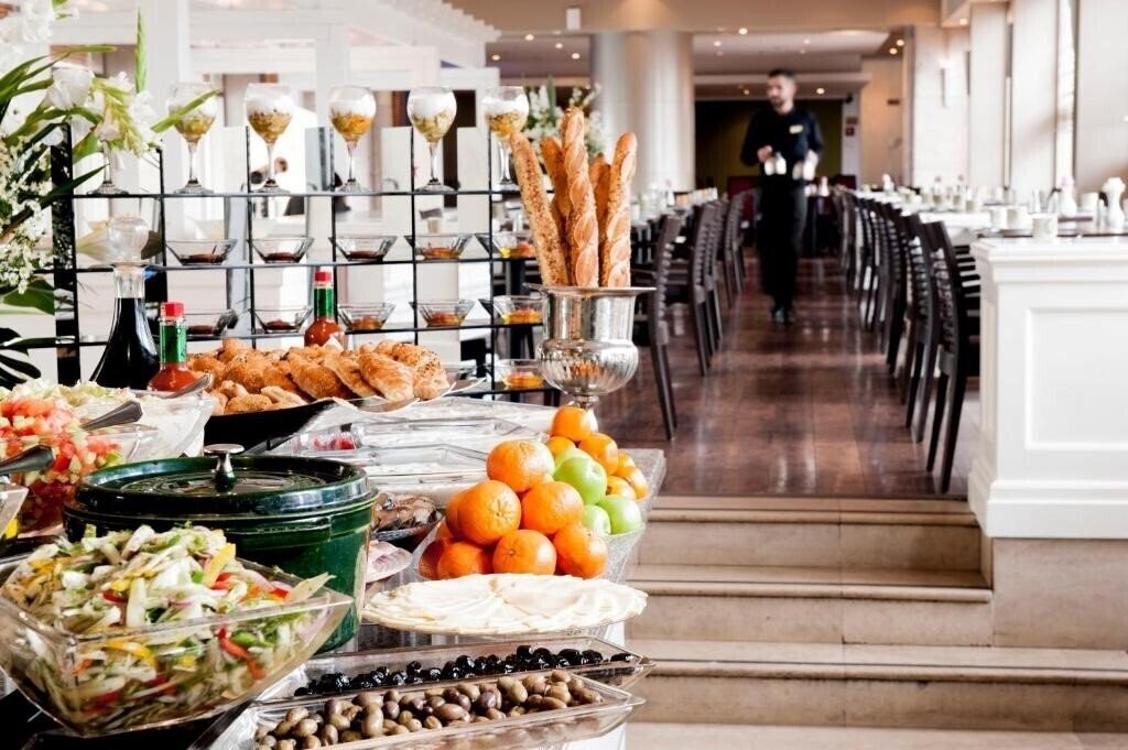 Картинка Leonardo City Towerl Tel Aviv 5*