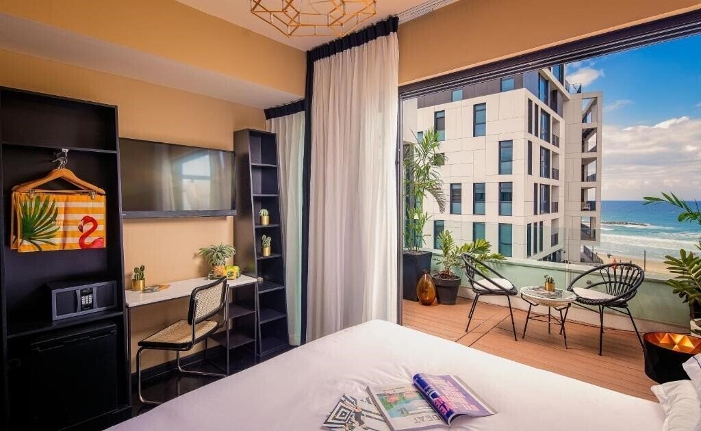 Отель Brown Seaside By Brown Hotels отель без категории