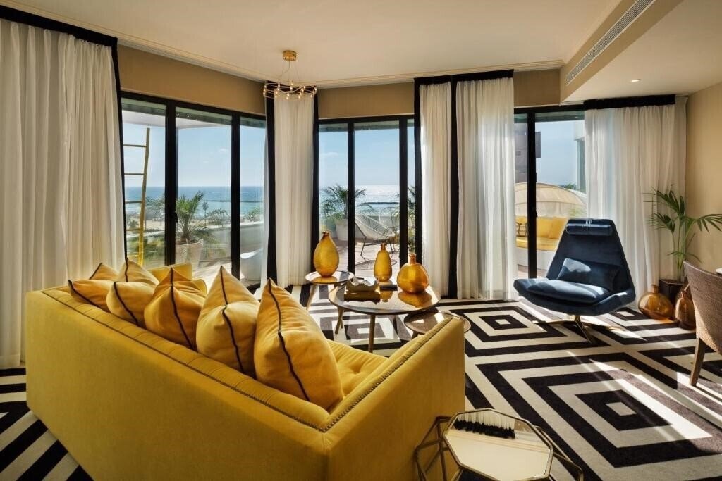 Картинка Brown Seaside By Brown Hotels отель без категории