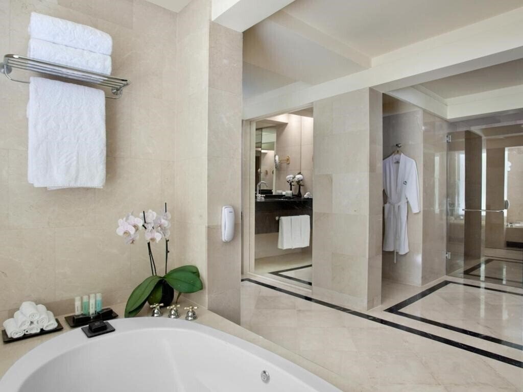 Фото Dan Hotel 5*