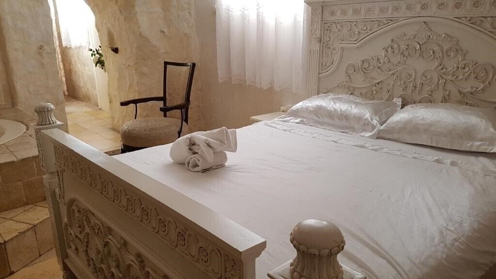 Картинка Lake Mansion 3*