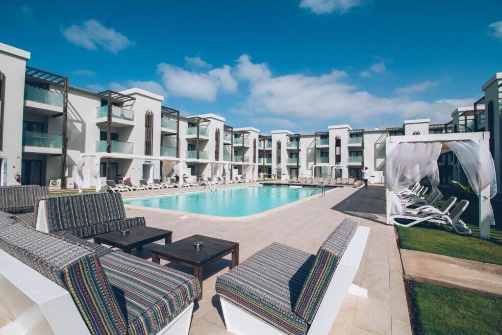 Фотографія Halos Casa Resort - Luxury Club Hotel 4*