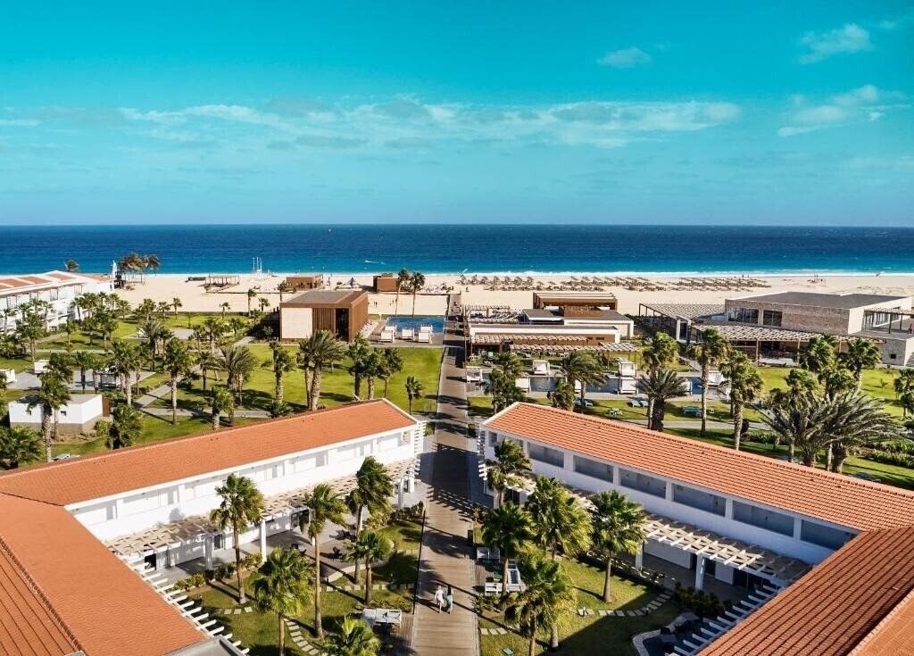 Готель Robinson Cabo Verde 4*