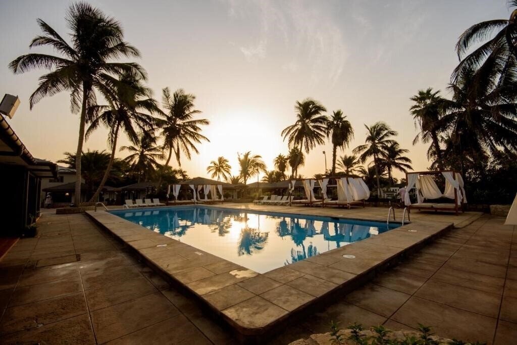 Отель Oasis Belorizonte 4*