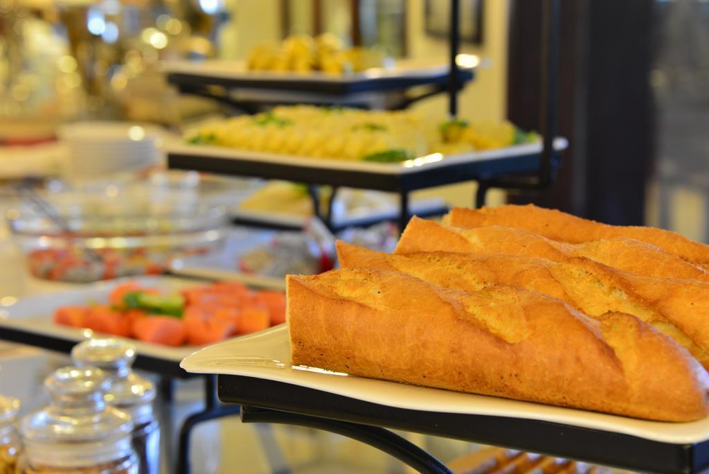 Изображение Almond Hotel 3*