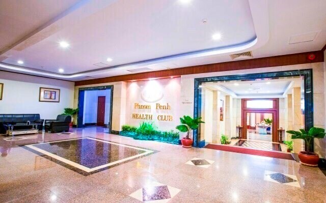 Фотографія Casa Hotel Phnom Penh (ex. Phnom Penh Hotel) 4*