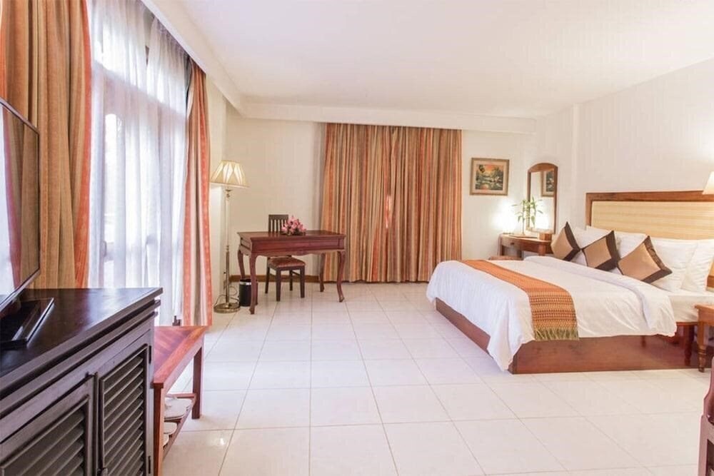 Фото Angkor Vireak Chey Hotel 3*