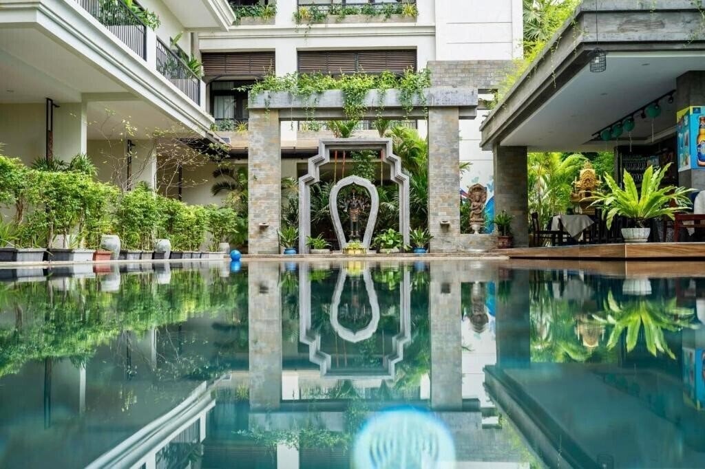 Готель Bayon Modern Residence 4*
