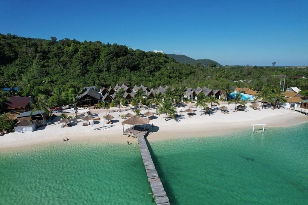 Изображение Golden Beach Resort Koh Rong 4*