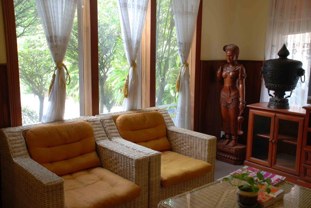 Картинка City River 3*