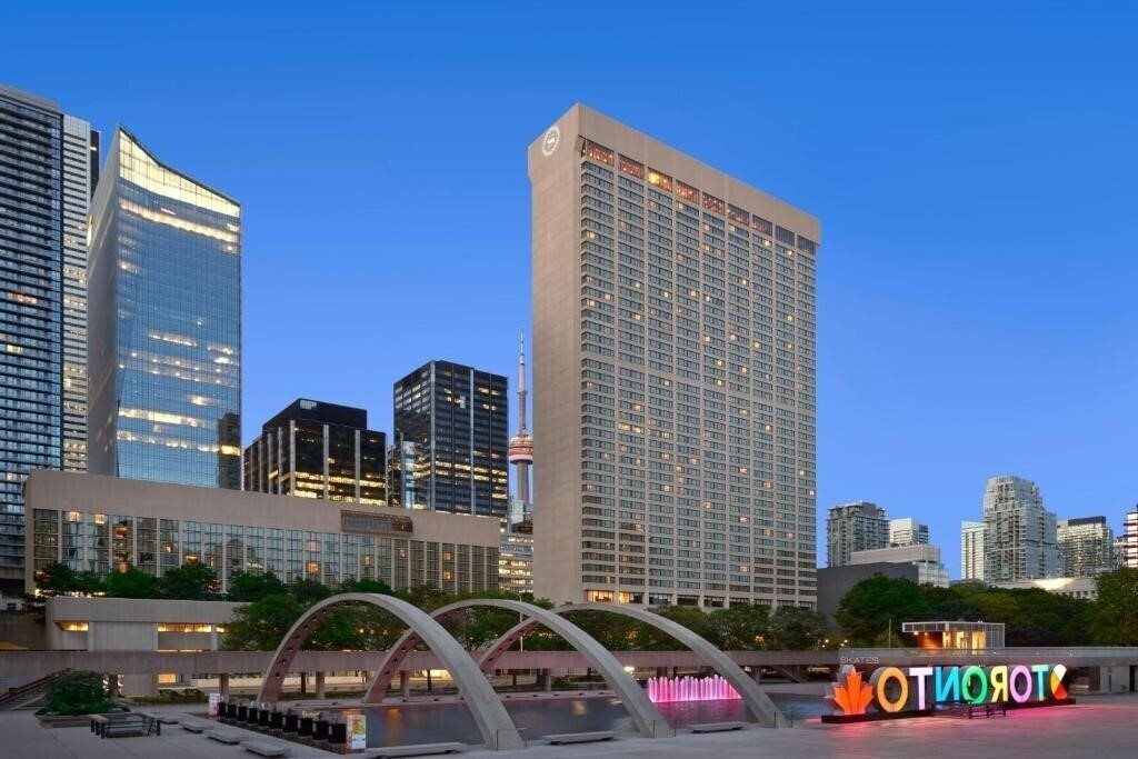 Изображение Sheraton Centre Toronto Hotel 4*