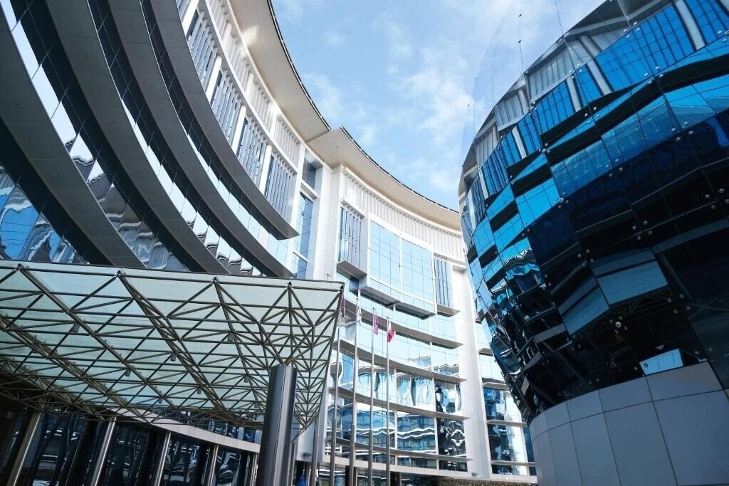 Отель Crowne Plaza Doha - The Business Park, an IHG Hotel 5*