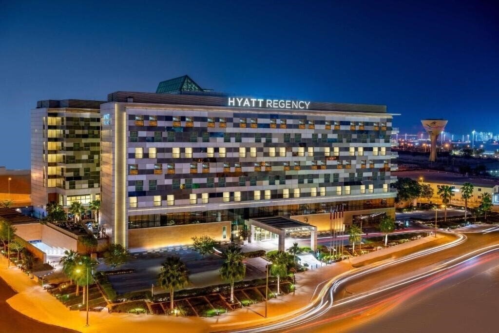 Готель Hyatt Regency Oryx Doha 5*
