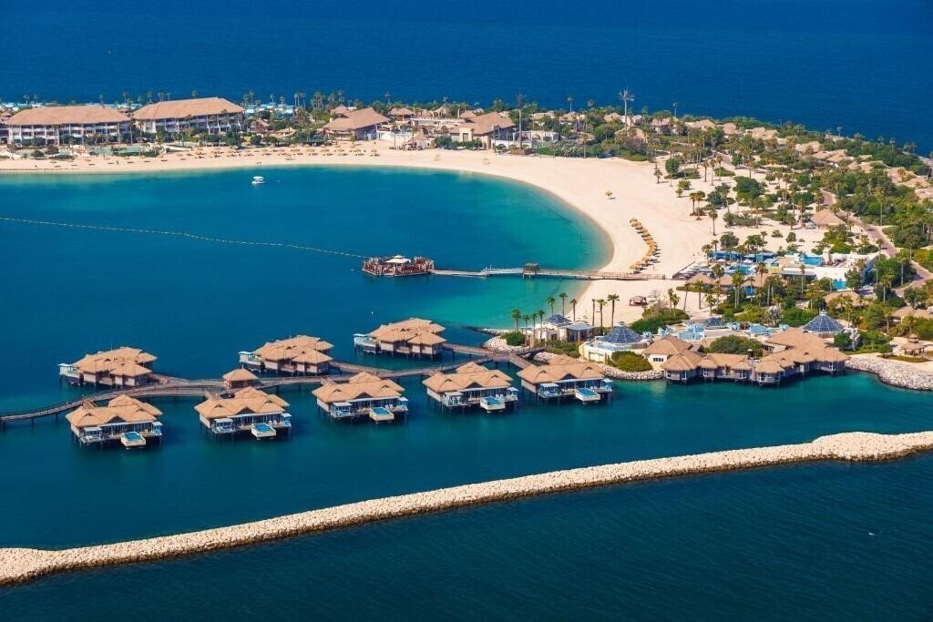Готель Banana Island Resort by Anantara 5*