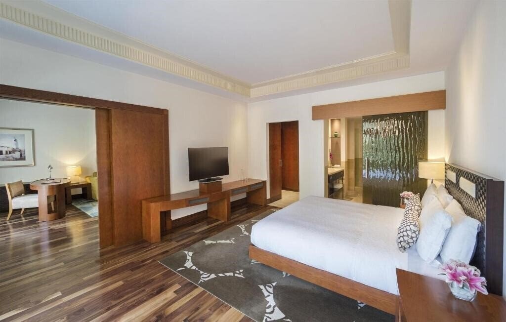 Изображение Grand Hyatt Doha Hotel & Villas 5*