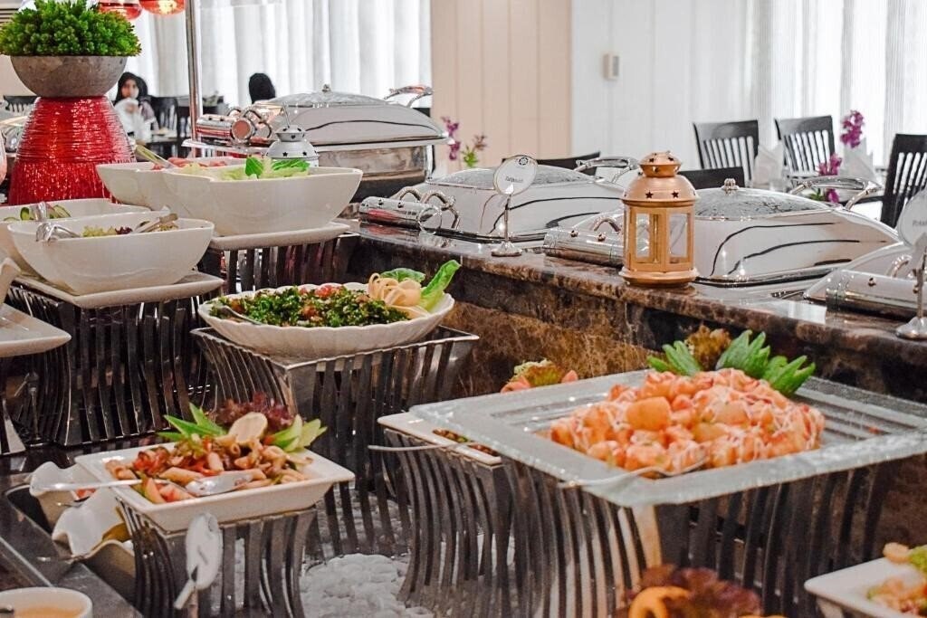Картинка Sapphire Plaza Hotel Doha 4*