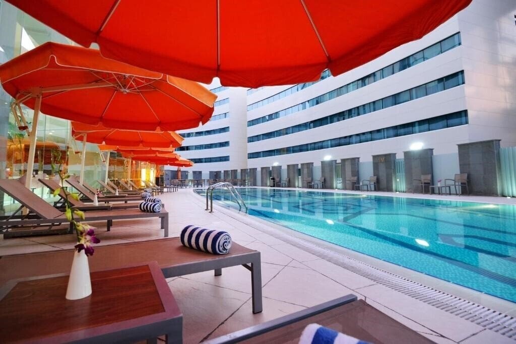 Фотографія Holiday Villa Hotel & Residence City Centre 4*