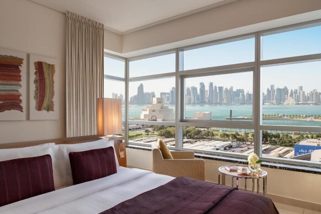 Фото Fraser Suites Doha 5*