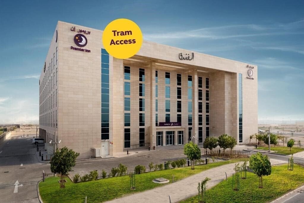 Отель Premier Inn Hotel Doha Education City 3*
