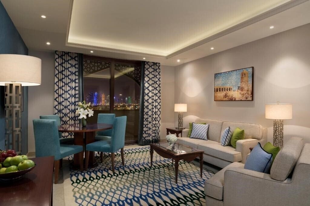 Готель Al Najada Hotel Apartments by Oaks 5*