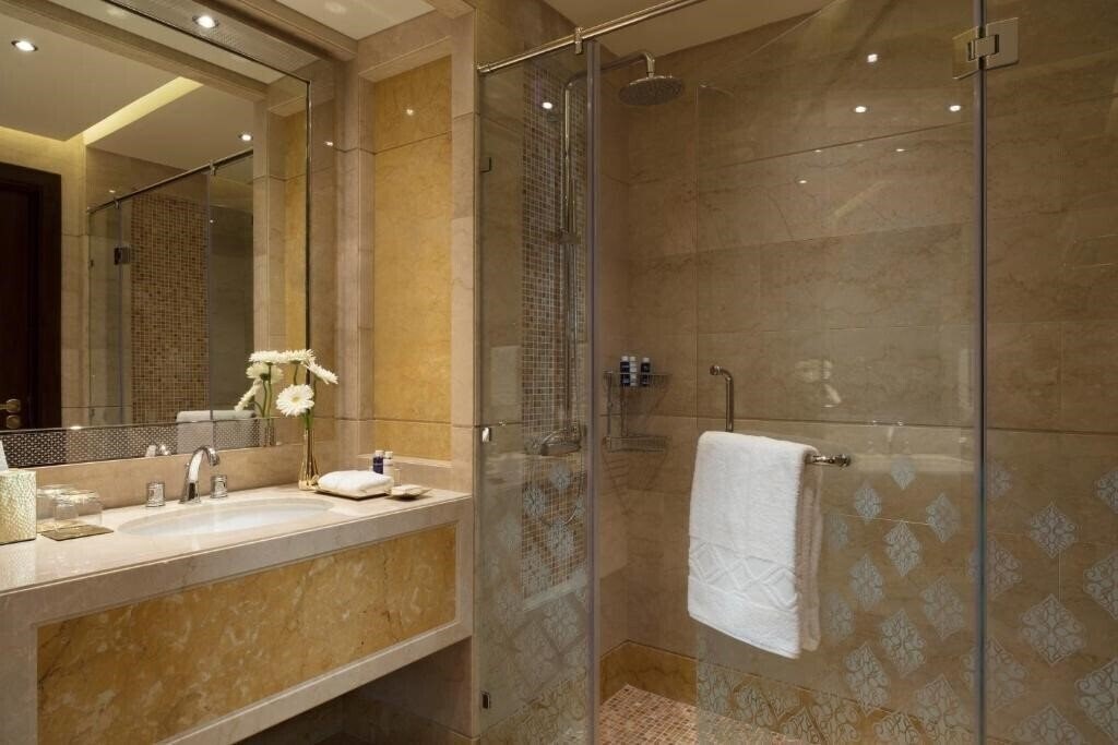 Фотографія Al Najada Hotel Apartments by Oaks 5*
