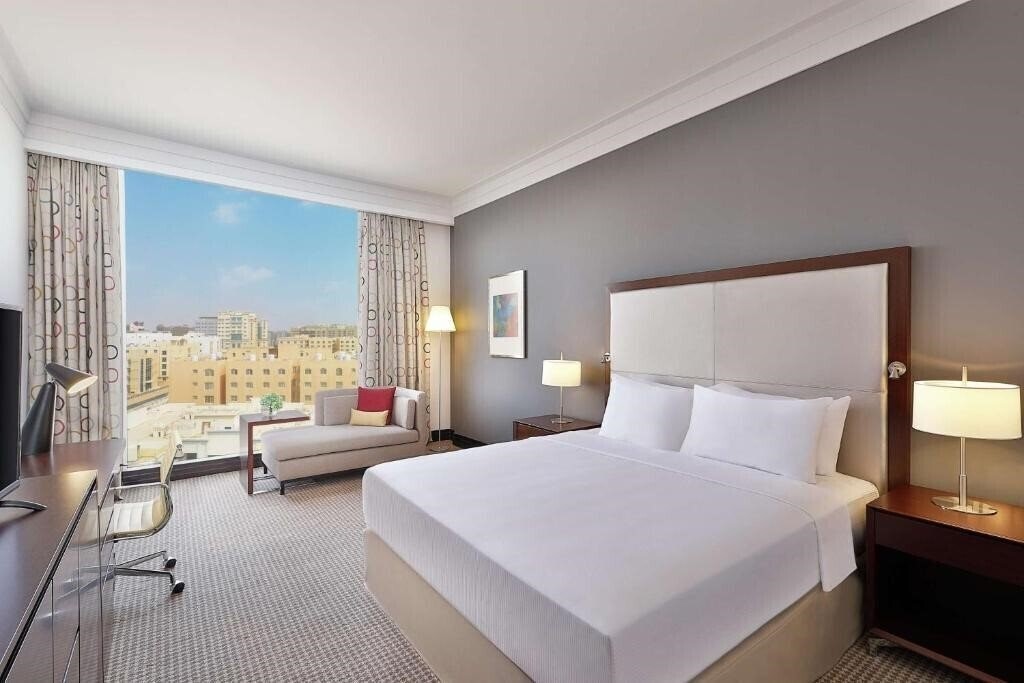 Фото Doubletree By Hilton Doha - Al Sadd 5*