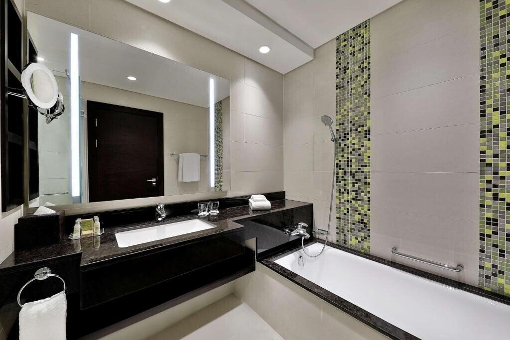 Фотографія Doubletree By Hilton Doha - Al Sadd 5*
