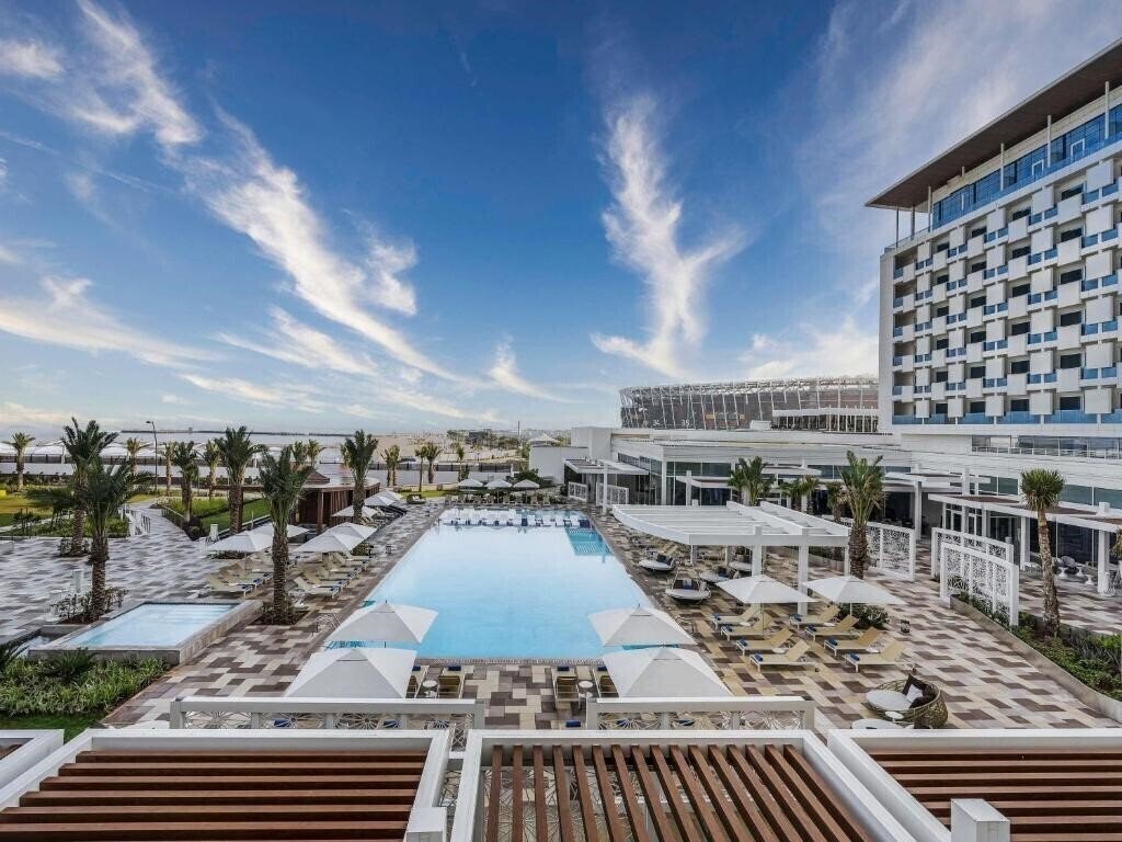 Готель Rixos Gulf Hotel Doha 5*
