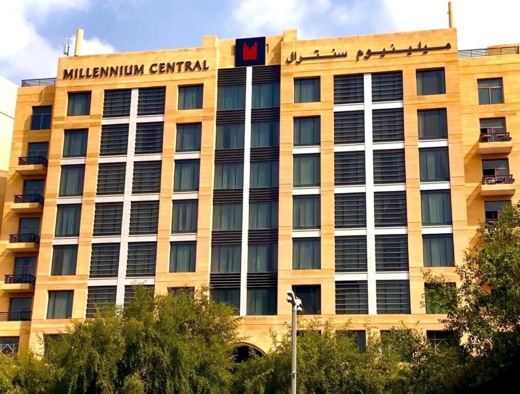 Отель Millennium Central Doha 4*