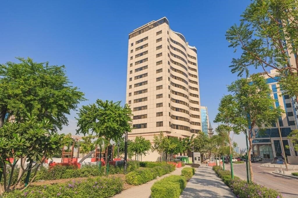 Готель The Royal Riviera 4*