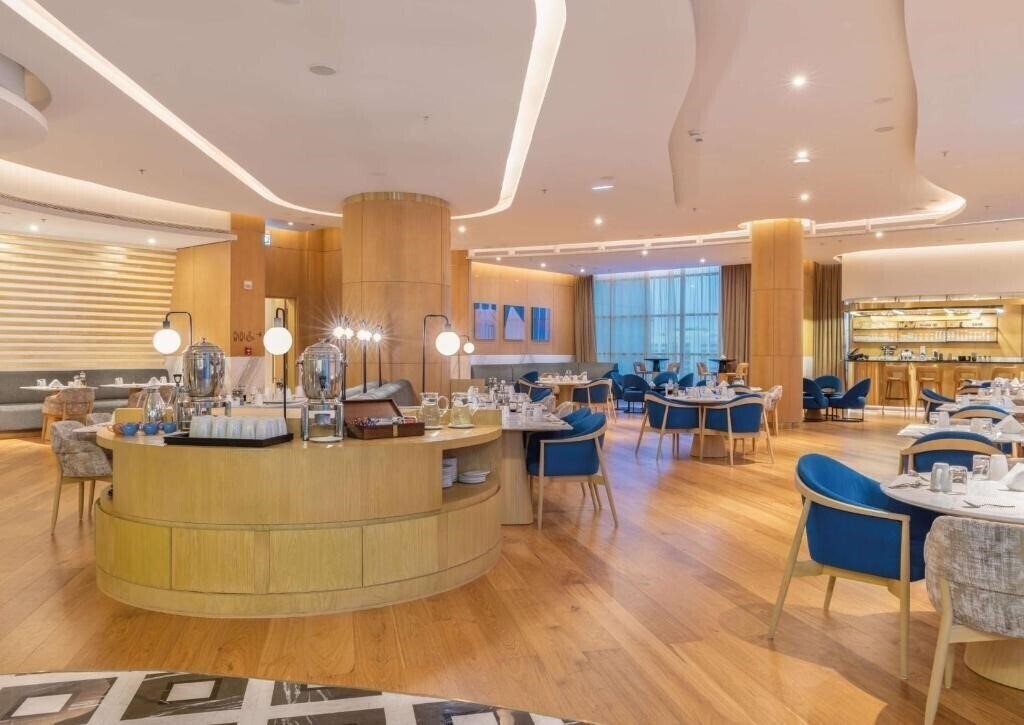 Картинка Embassy Suites by Hilton Doha Old Town 4*